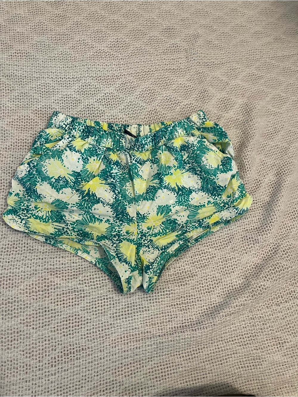 GAP Green and Yellow Floral Print Shorts